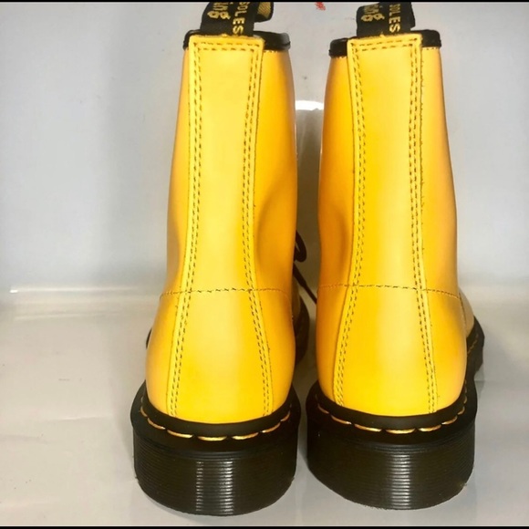 Dr. Martens 1460 8-Eye Lace Up Boot - Picture 4 of 5